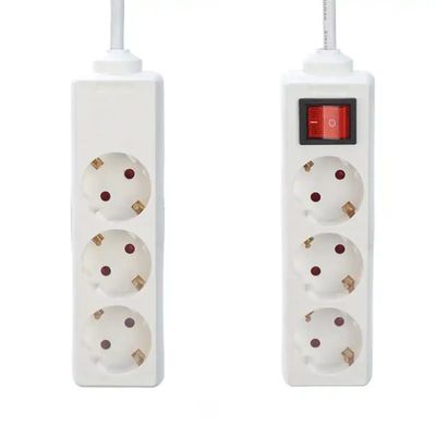 EU 인증 H05VV-F 3x1.5mm2 4 출구 전원 스트립 스위치 Eu 플러그 16A와 함께 소켓 확장 케이블