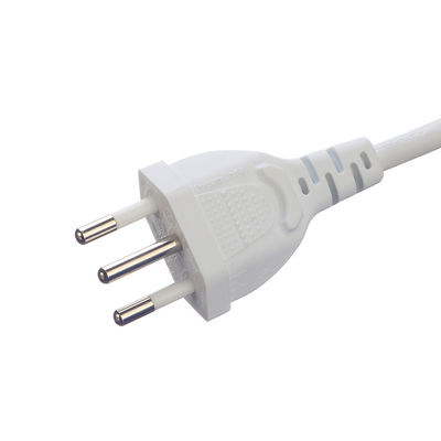 사용자 정의 브라질 10A/250V 3 핀 플러그 3x0.75MM2 PS4 소금 램프 전원 케이블 DIN VDE 0620/EN 50075 1990에 의해 인증